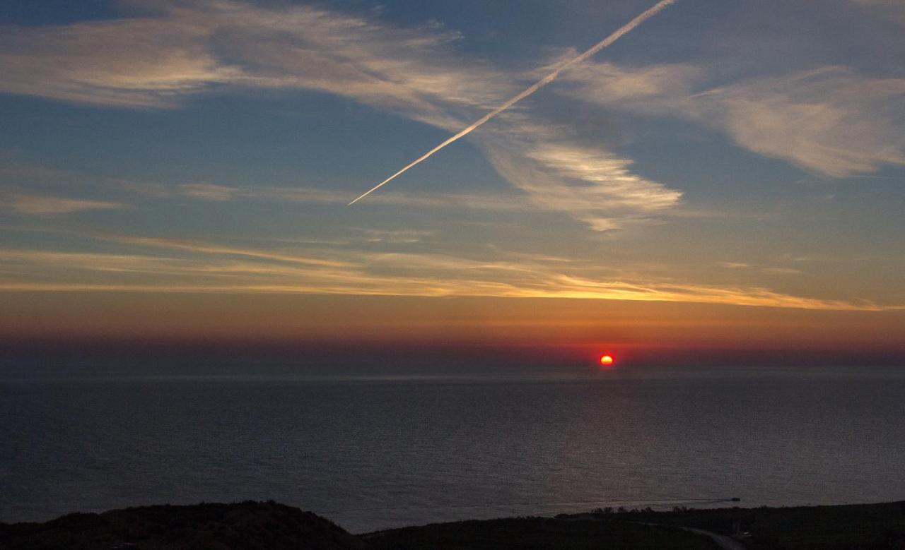 Sunset Seaview Accommodation Marsalforn Exteriör bild